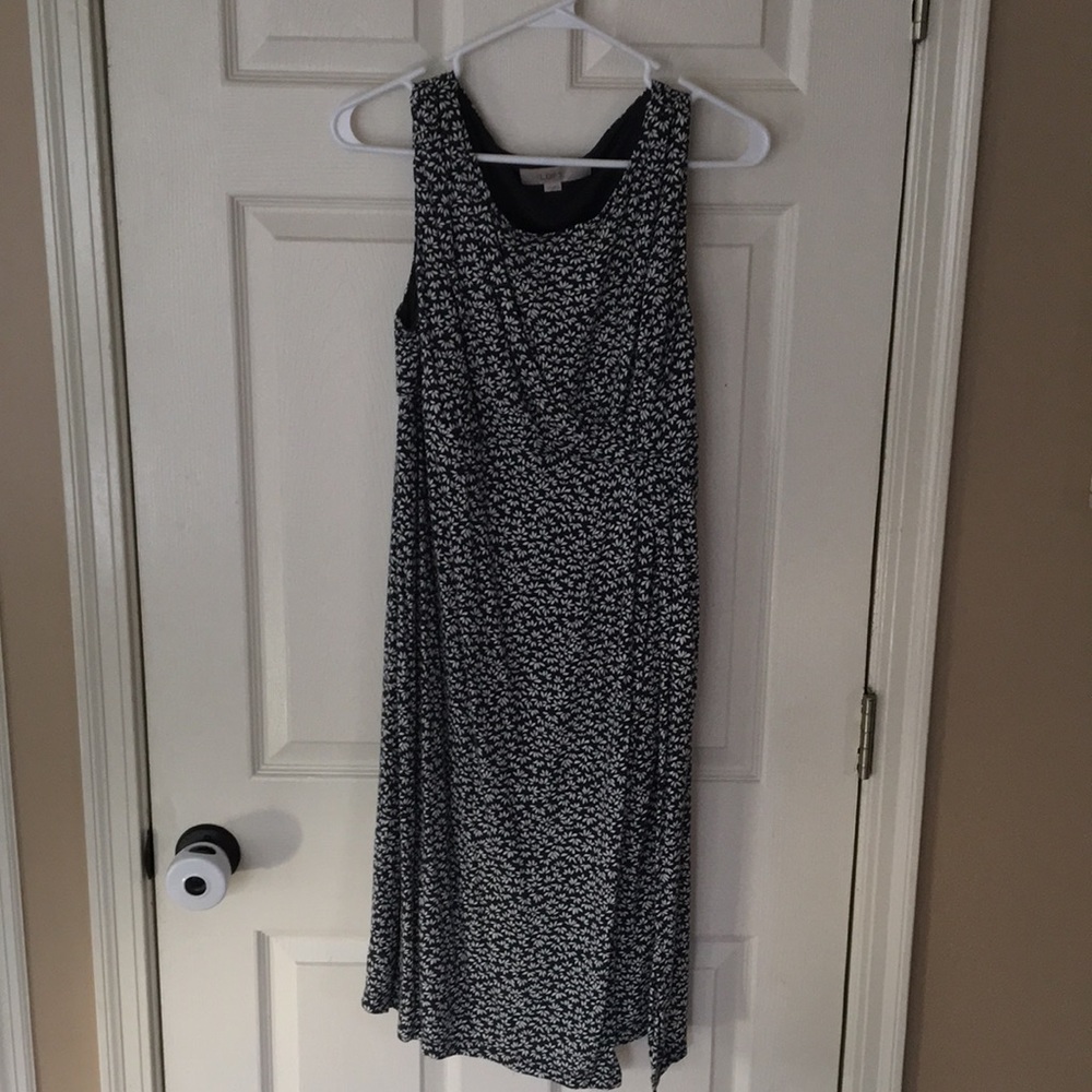 Loft black and white flower maternity swing dress